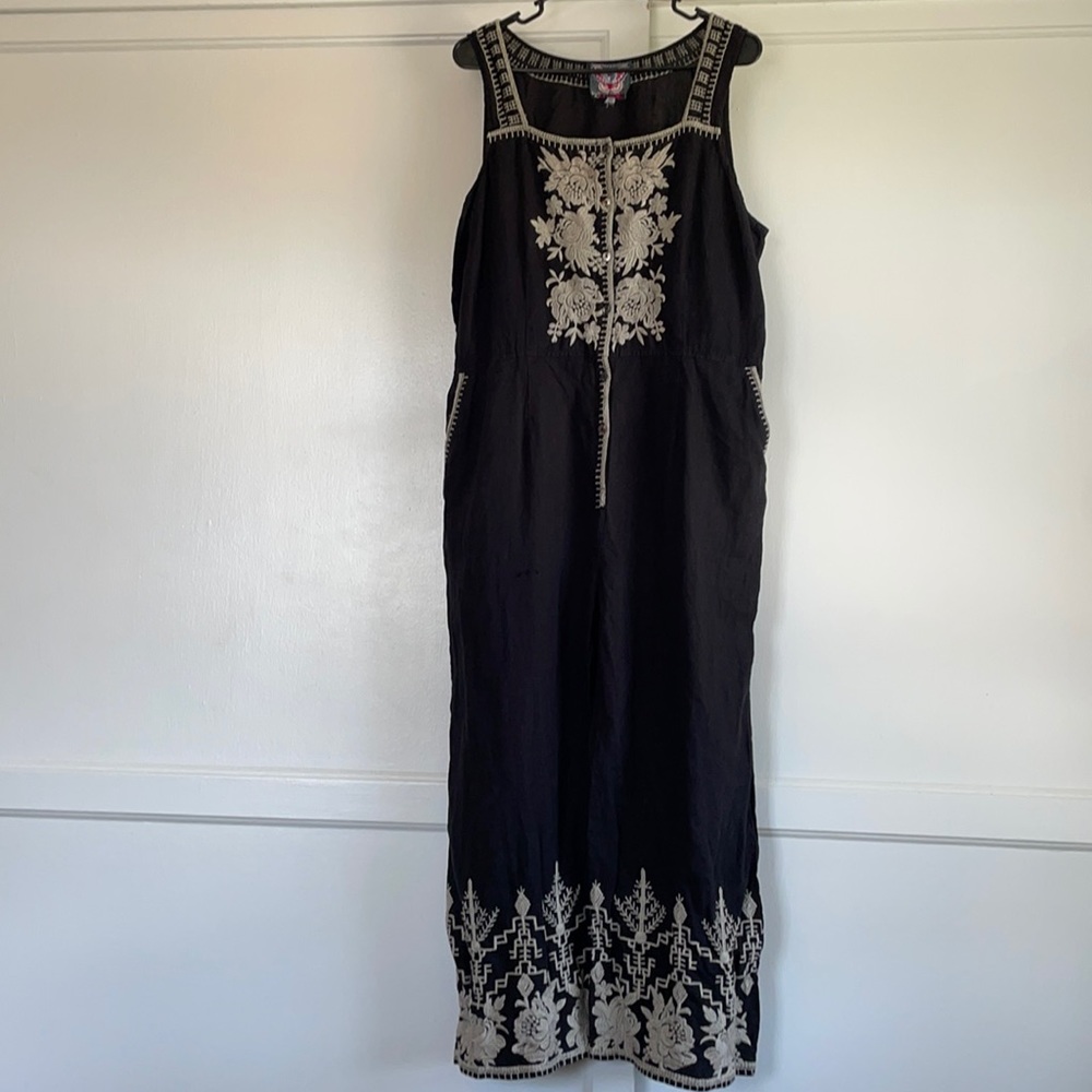 Johnny was black embroidered jumpsuit size XL. See photos